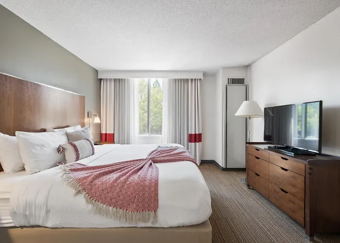 315 Loso Hotel Airport