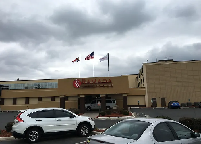 Ramada Plaza By Wyndham Charlotte South End Airport Hotel